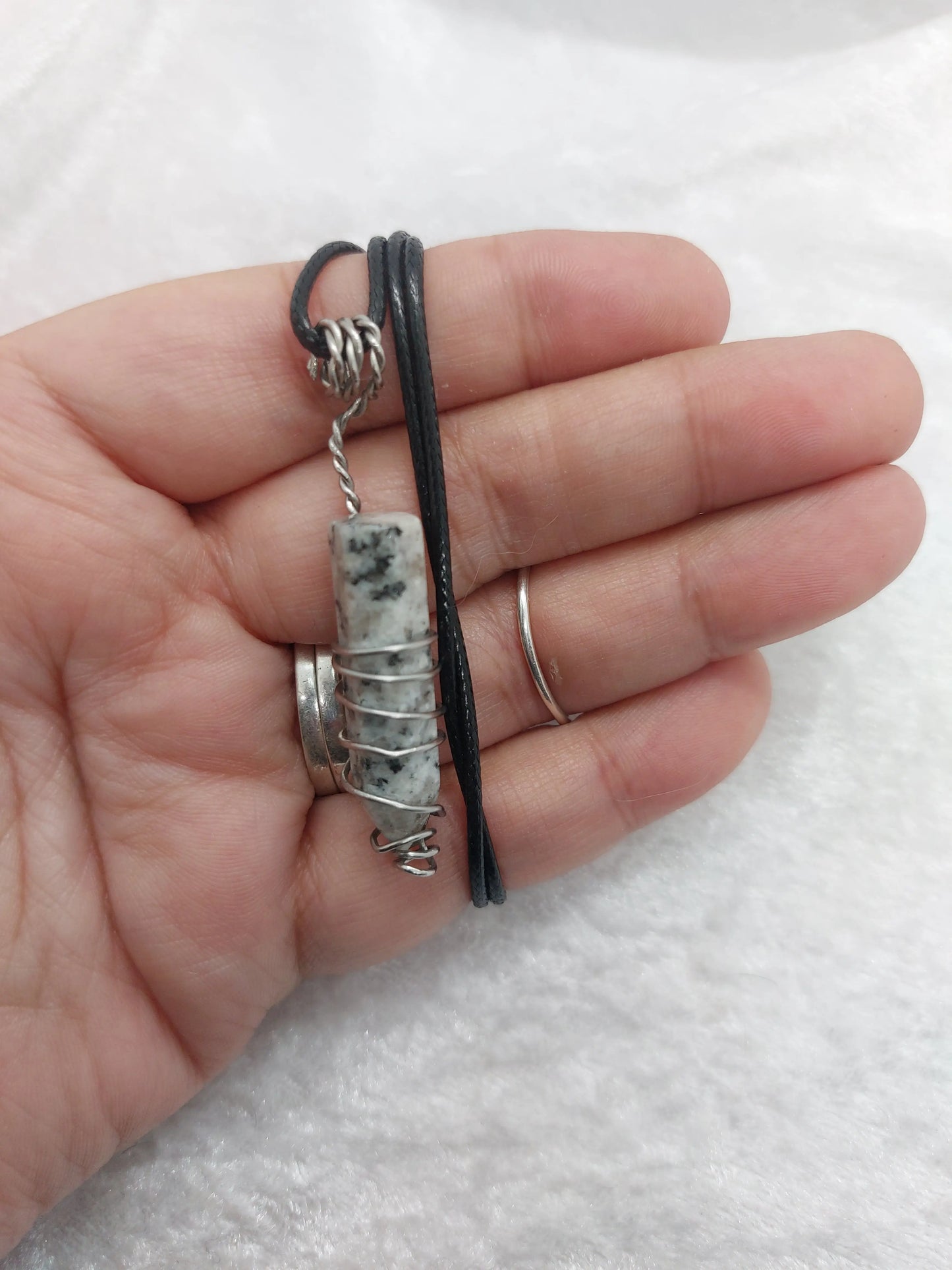Kiwi Jasper Wire Wrapped Necklace - 1118Markets