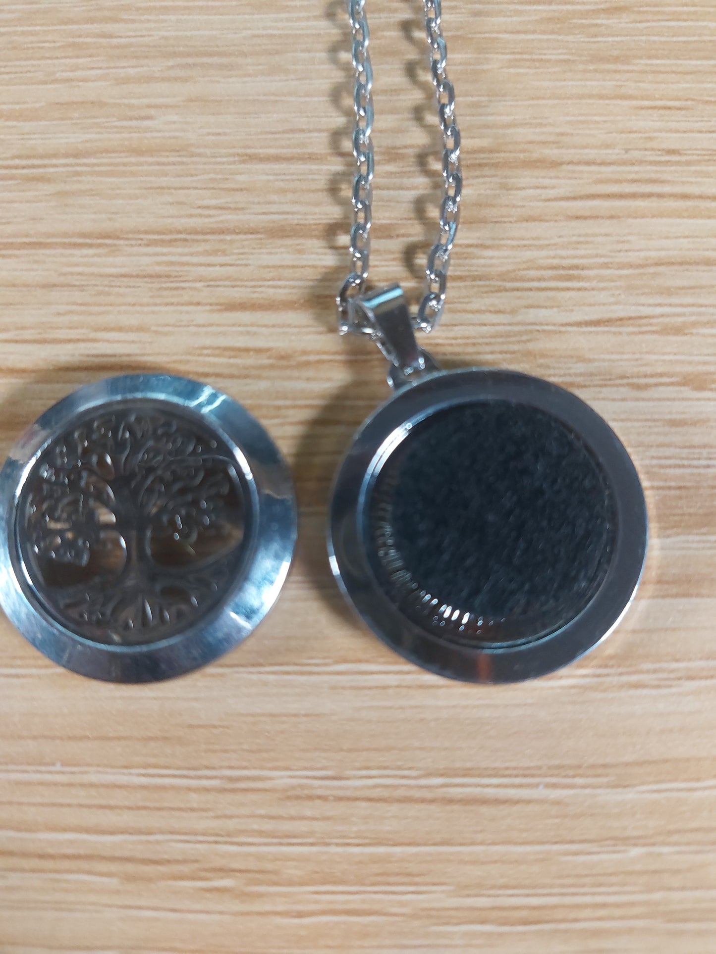 Stainless Steel Tree of Life Style Deffusion Necklace
