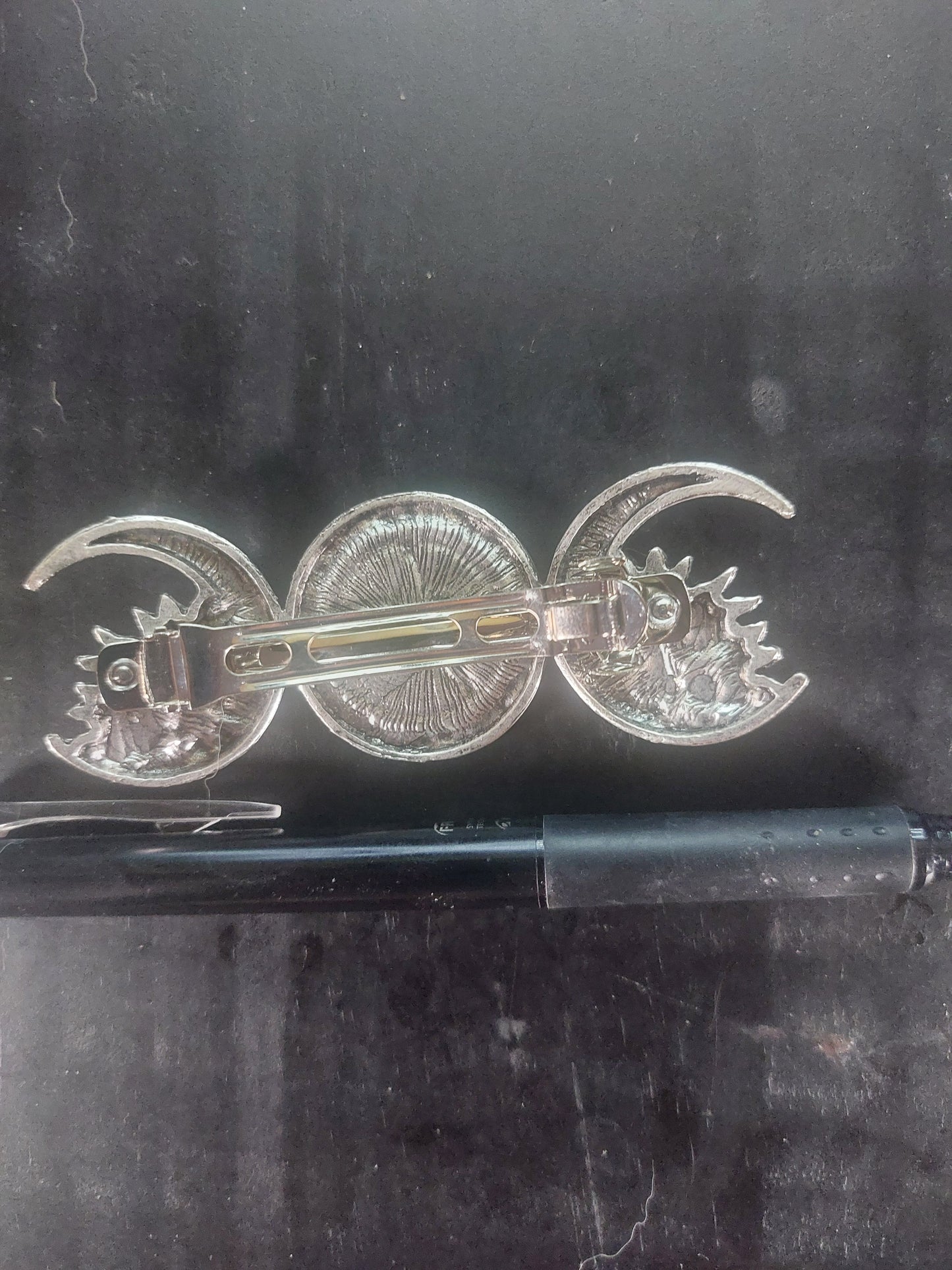 Metal Triple Moon with Pentagram Barrette