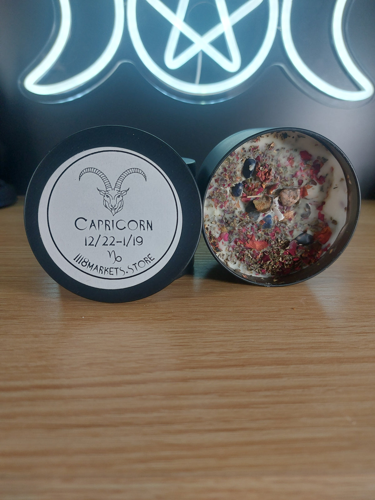 Large Capricorn Crystals & Herbs Candle