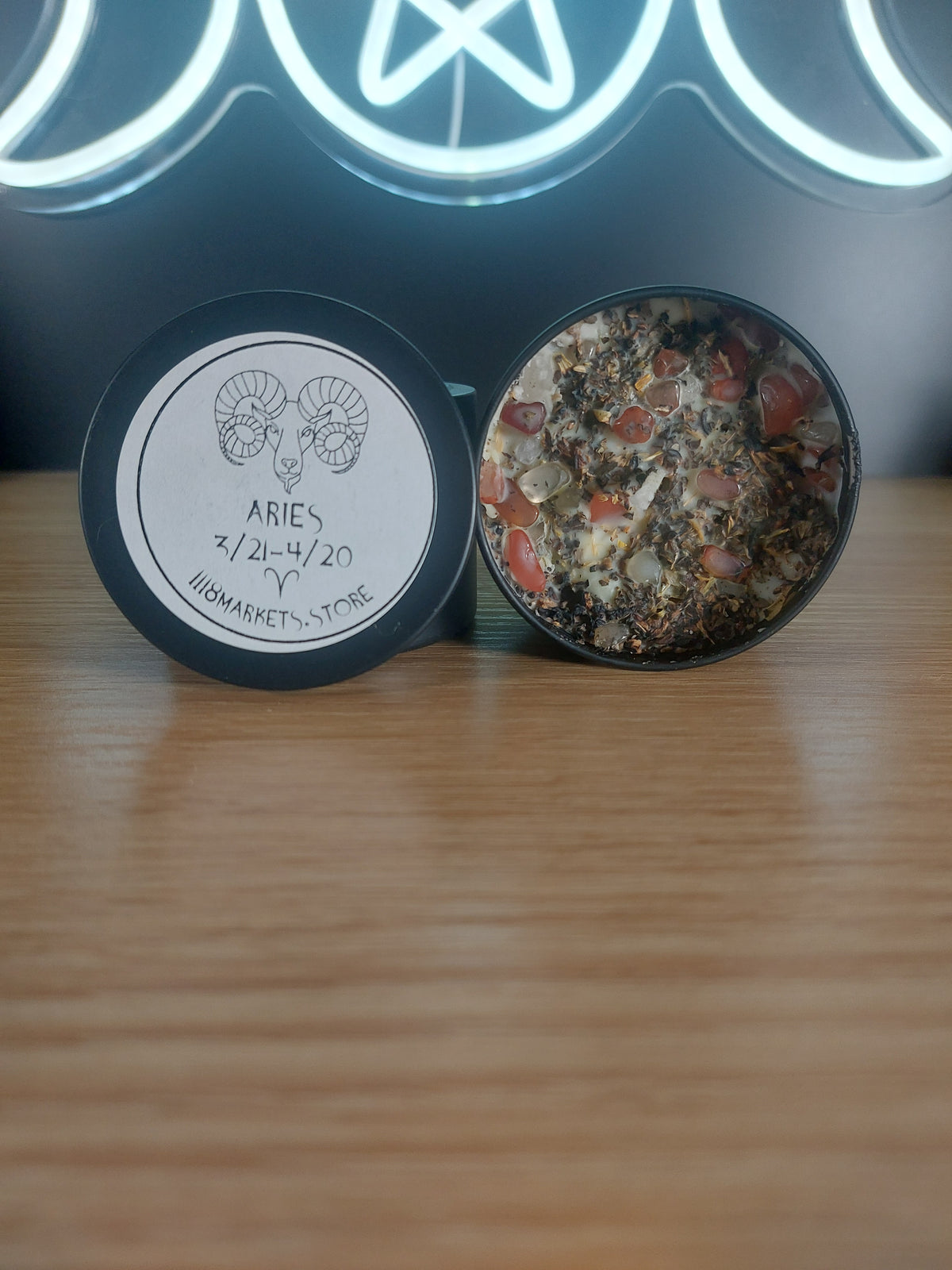 Small Aries Crystals & Herbs Candle