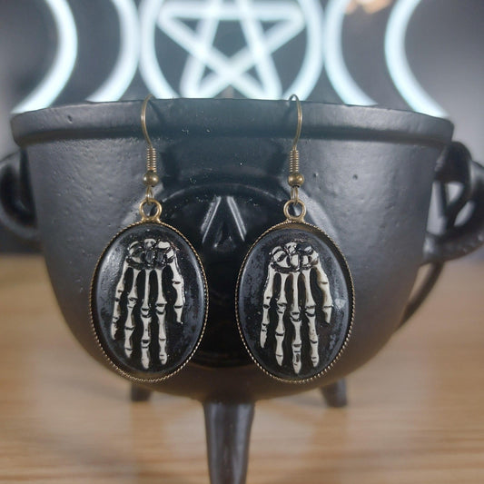 Gothic Witch Accessories Guide to Dark Jewelry and Charms