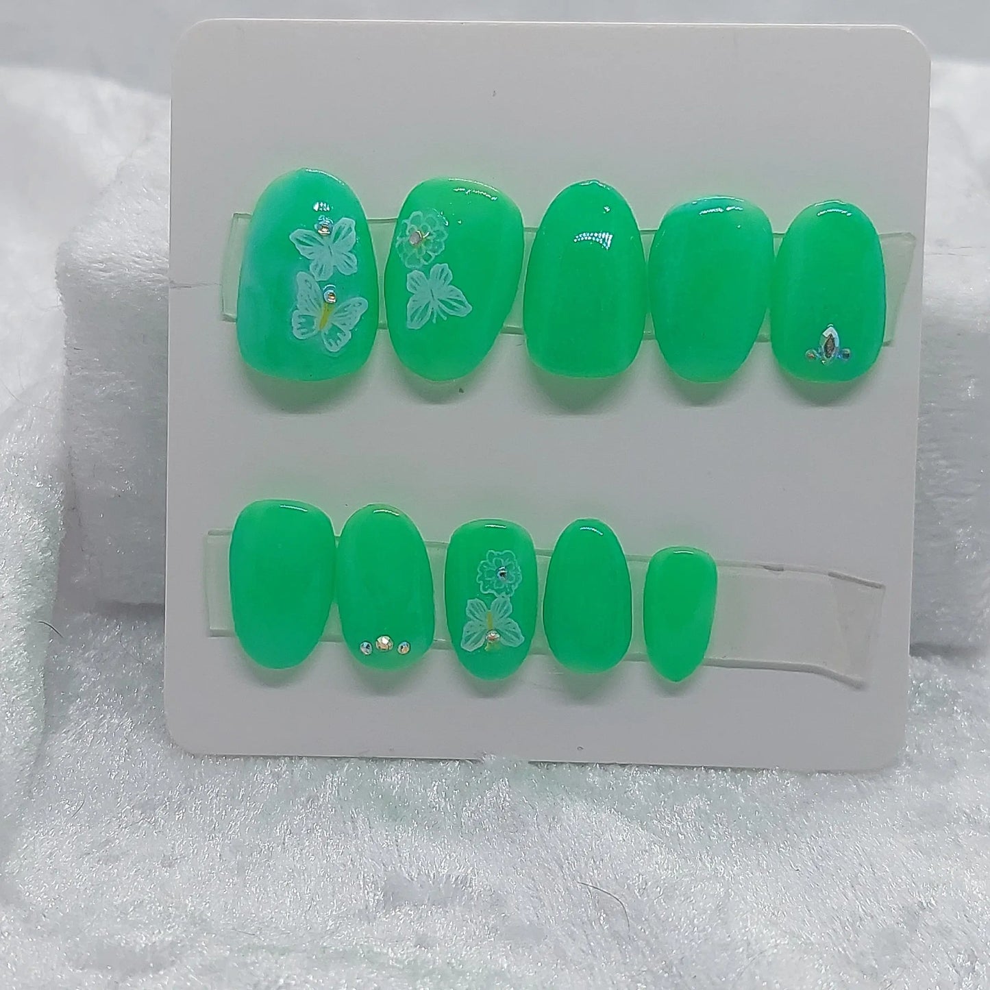 Press on nail set 13 - 1118Markets