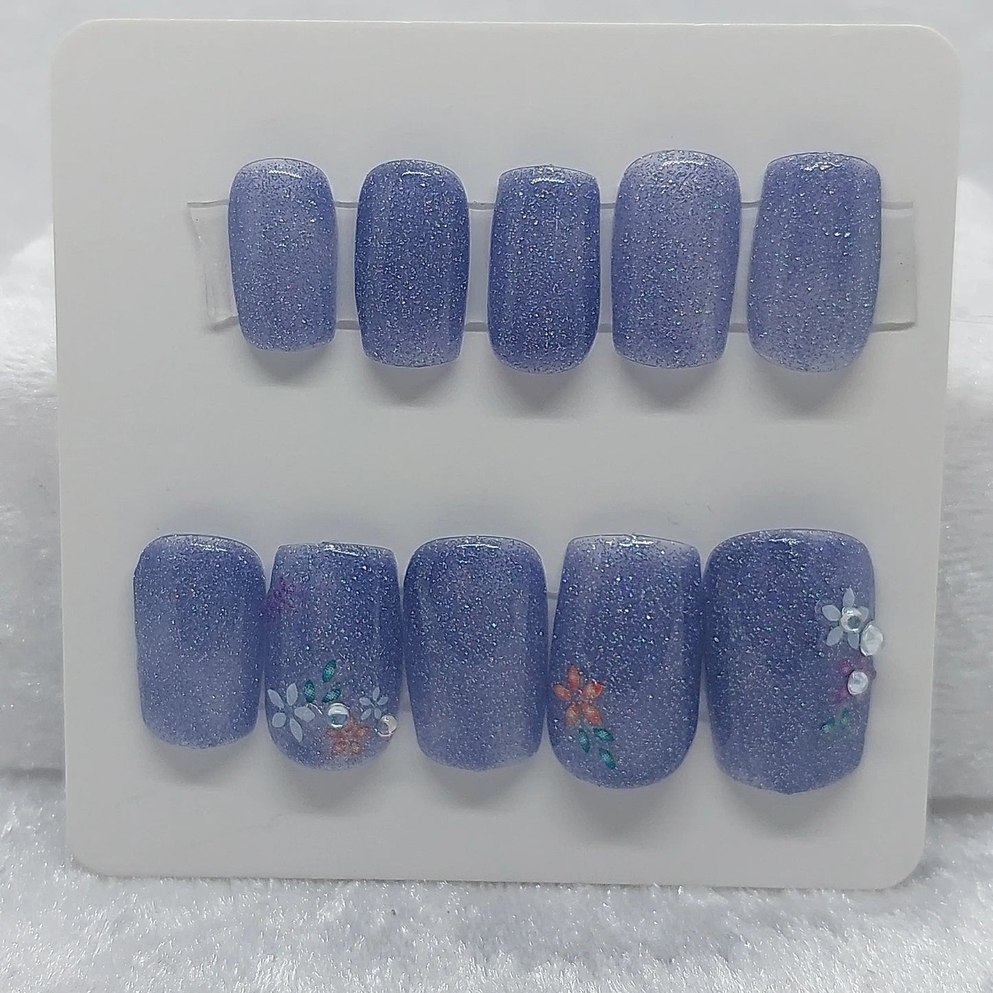 Press on nail set 48 - 1118Markets