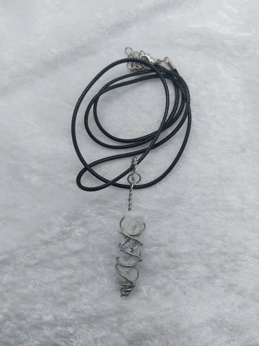 Kiwi Jasper Wire Wrapped Necklace - 1118Markets