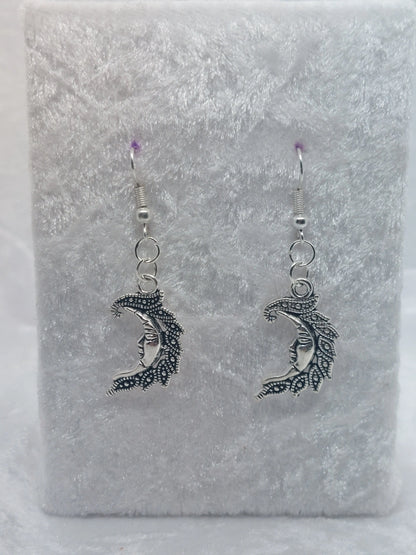 Feathered Silver Moon 1118Markets