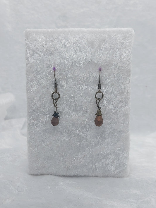 Brown teardrop wired 1118Markets