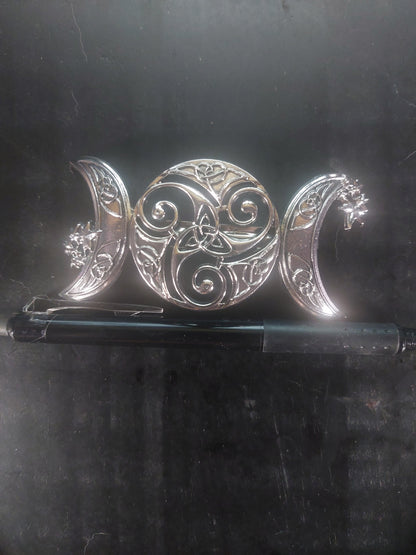 Metal Triple Moon with Teiscal Barrette